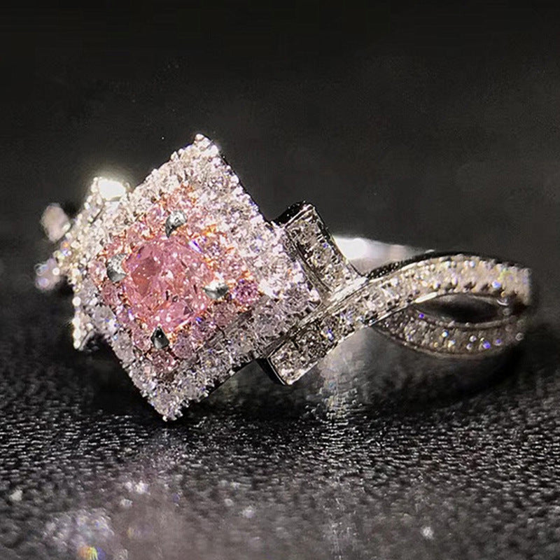 Creative Cross-wound Diamond Zircon Ring, Versatile Jewelry