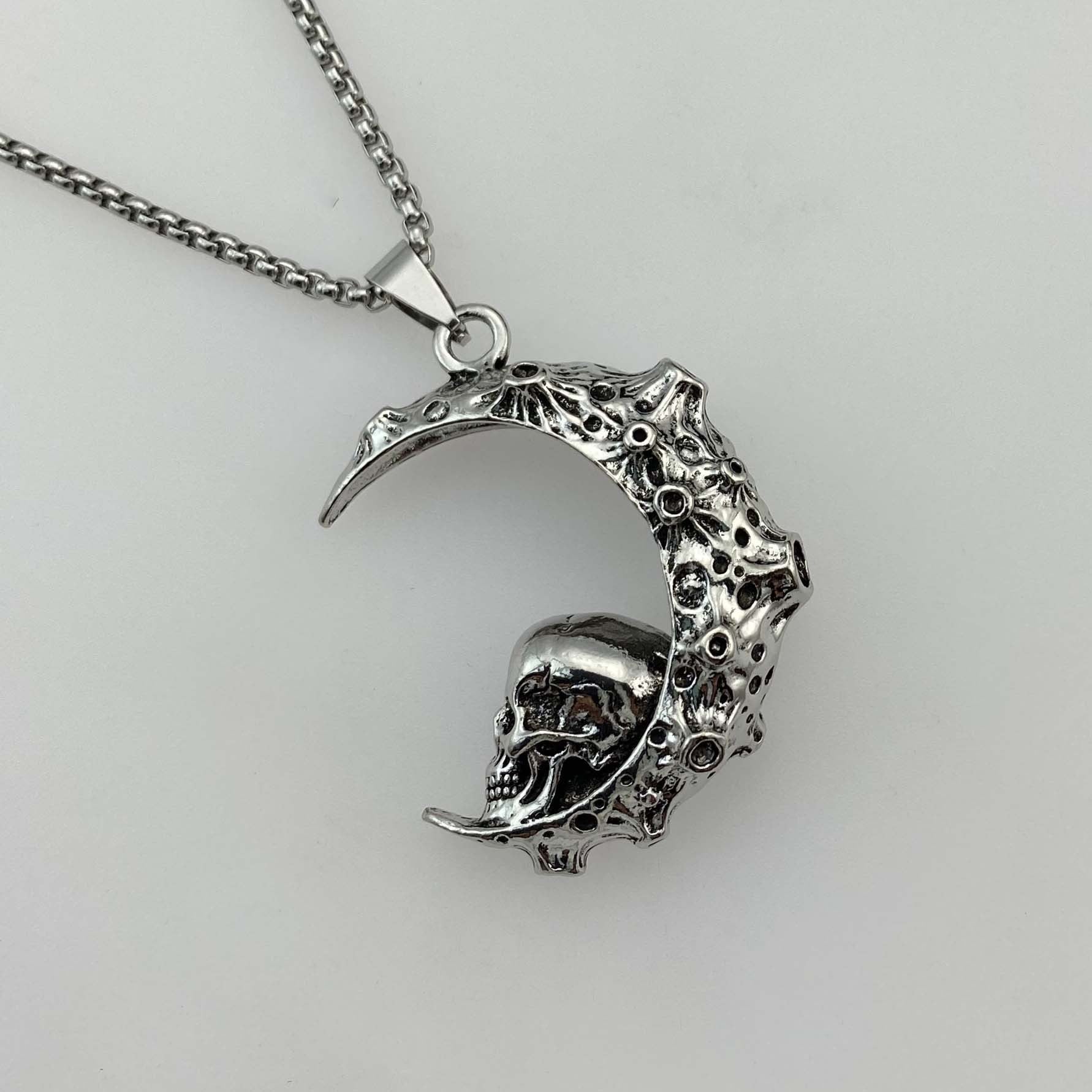 Big Stainless Steel 3D Moon Skull Pendant Biker Punk Neckalce For Man Jewelry Free Shipping