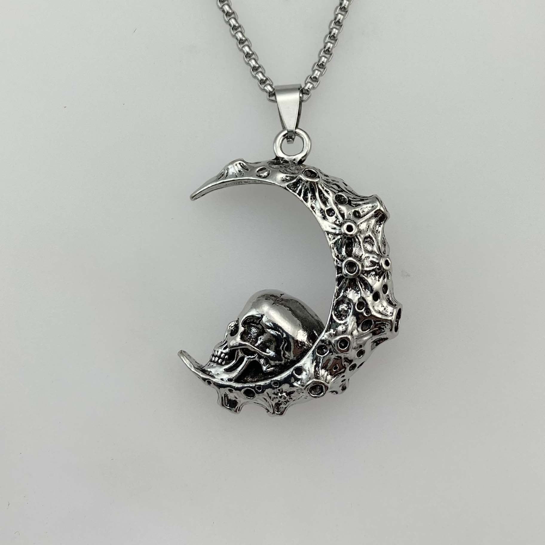 Big Stainless Steel 3D Moon Skull Pendant Biker Punk Neckalce For Man Jewelry Free Shipping
